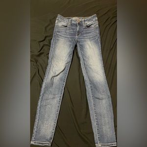 American Eagle Super Stretch High Rise Jean Size 2